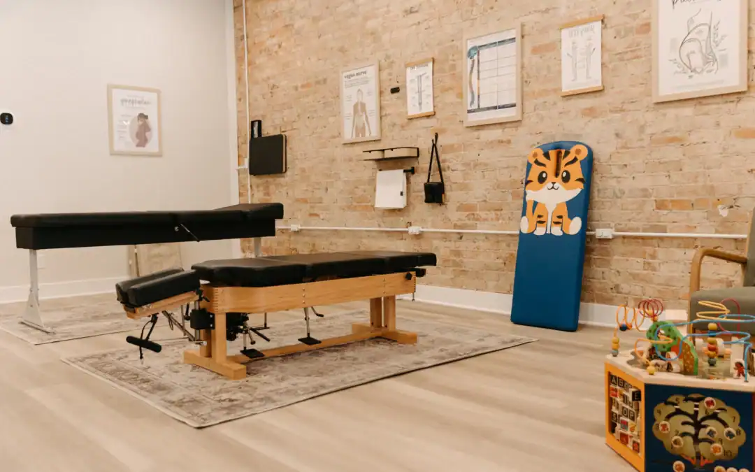 When to See a Chiropractor: Warning Signs